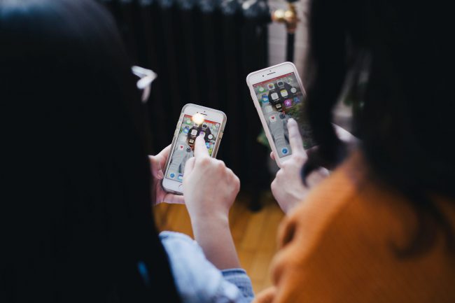 How Internal Communications and Industry and Corporate News Apps Are Working Together How Internal Communications and Industry and Corporate News Apps Are Working Together